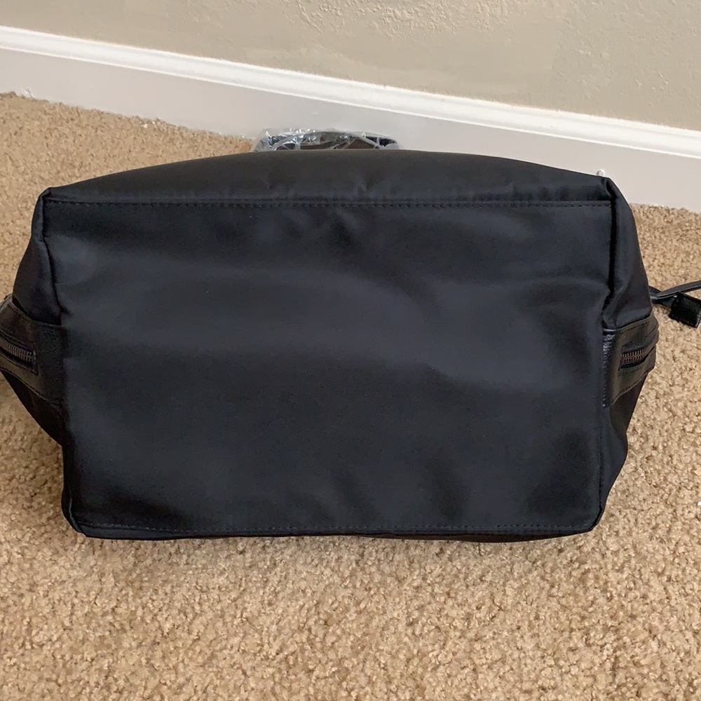 Botkier - Picture 5 of 16